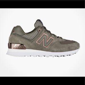 New Balance rose gold Classics 574